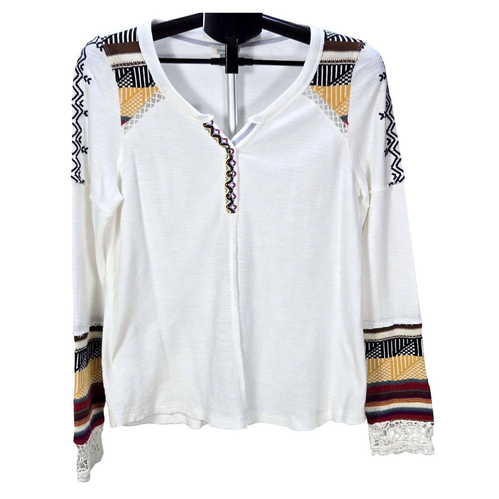 Women's Sundance Medium Embroidered Thermal Top Boho Lace Long Sleeve